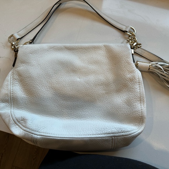 Michael Kors white leather handbag with gold hardware! Crossbody or shoulder bag - Picture 5 of 6